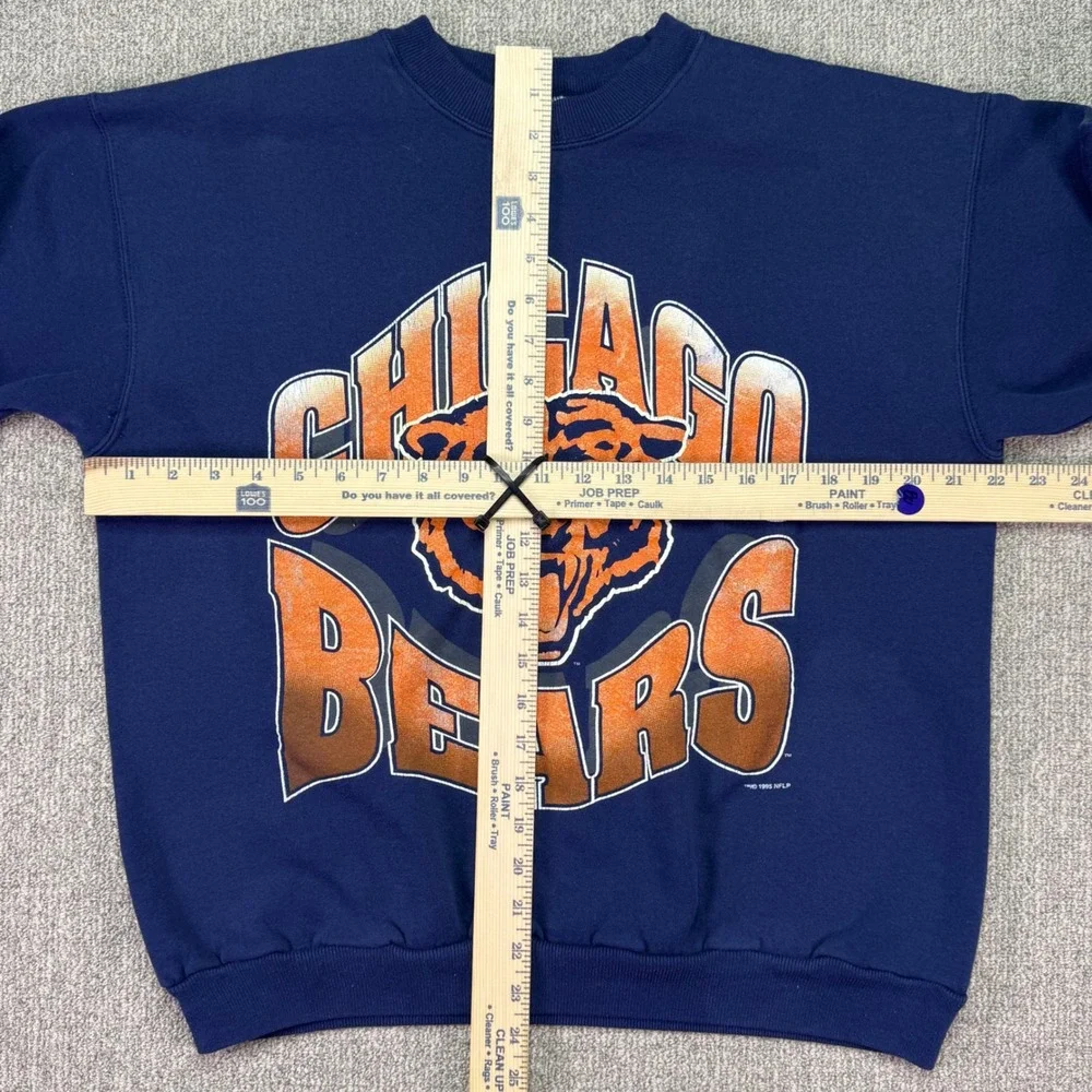Vintage 1995 Chicago Bears NFL Crewneck Sweatshirt Navy Blue Hanes Large